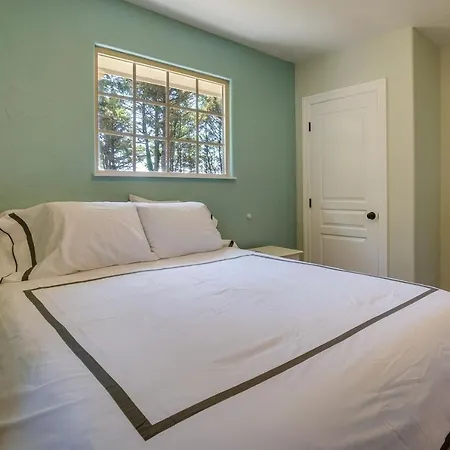 Oceanfront Smith River Cottage Beach Access! Exterior foto