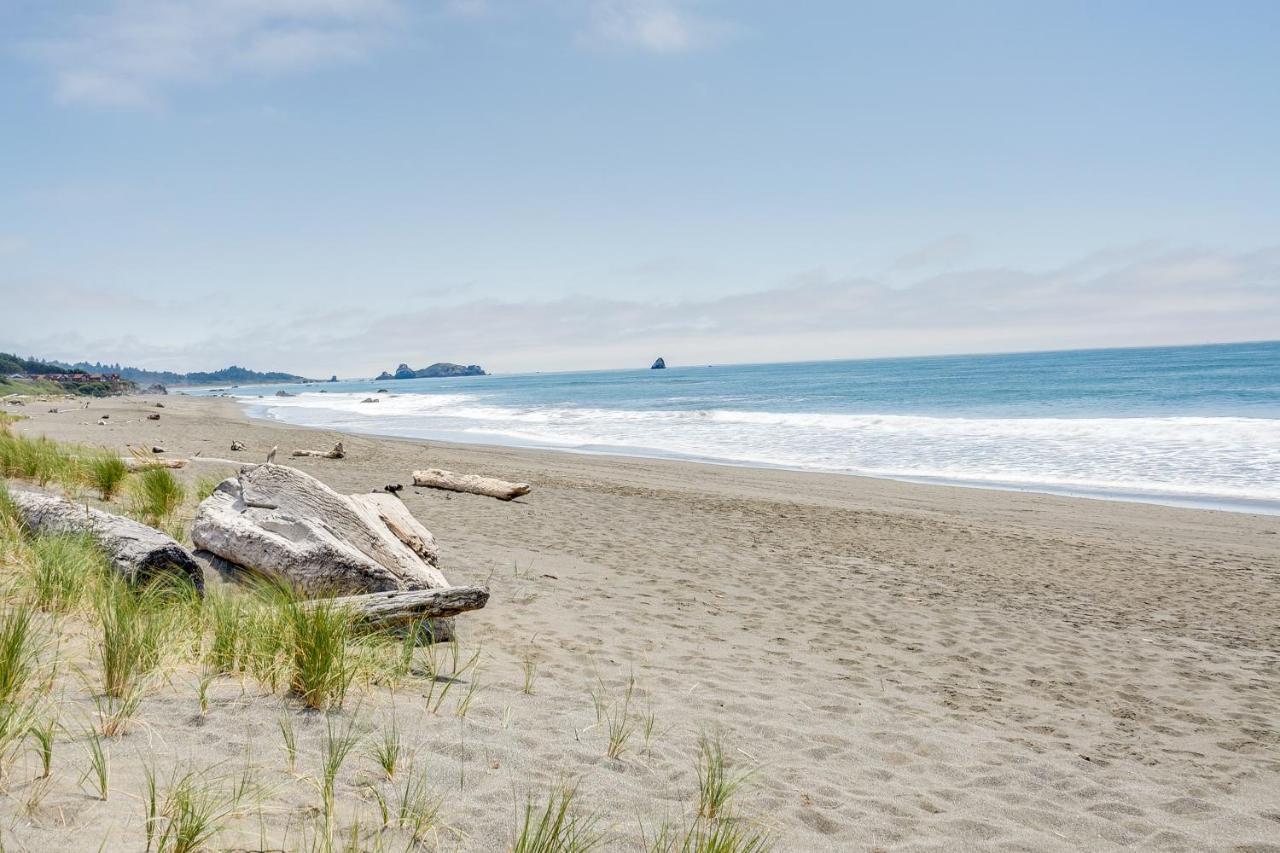 Holiday home Oceanfront Access! *